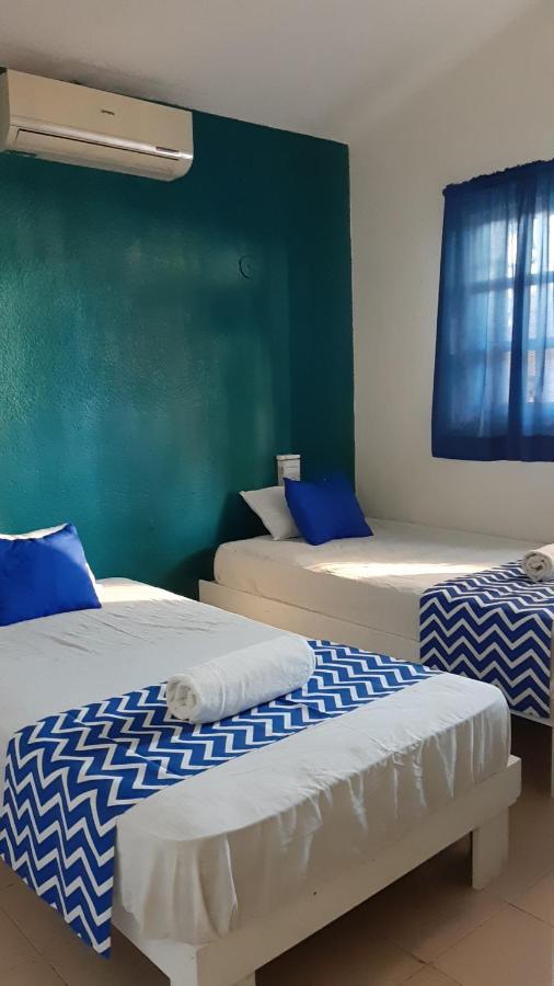 Hostel 6/15 Playa del Carmen Exteriör bild